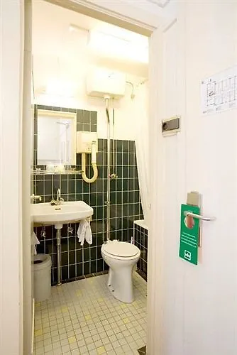 **  אמסטרדם Budget Trianon Hotel הולנד