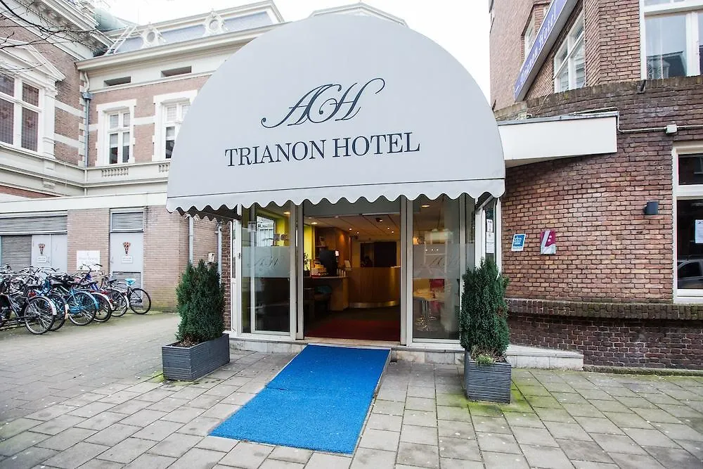 Budget Trianon Hotel Amsterdam 2*,